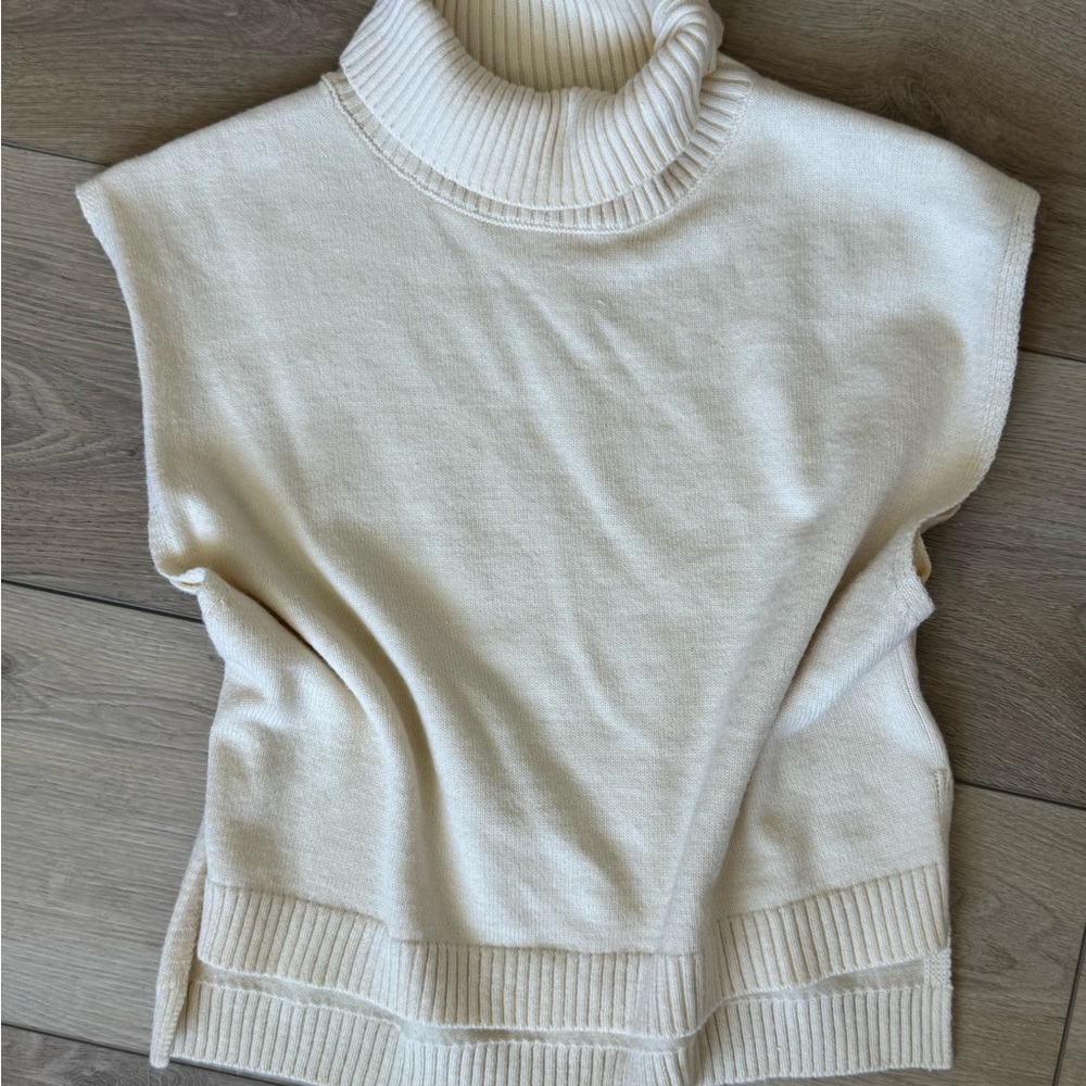 BRAND NEW Cream Turtleneck Sleeveless Sweater
